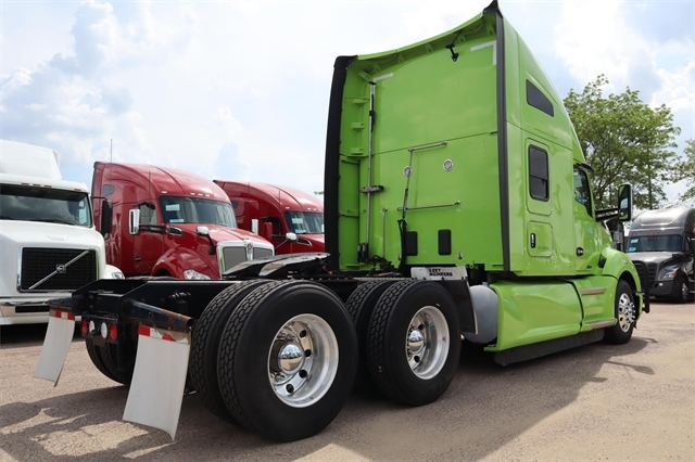 Stock# JDWC3522 USED 2020 KENWORTH T680 | Sioux Falls, South