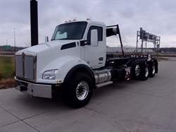 2024 KENWORTH T880