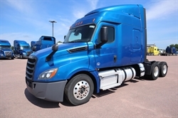 2020 FREIGHTLINER CASCADIA 126