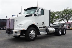 2022 KENWORTH T880