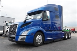 2022 VOLVO VNL64T760