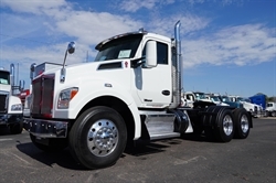 2020 KENWORTH T880