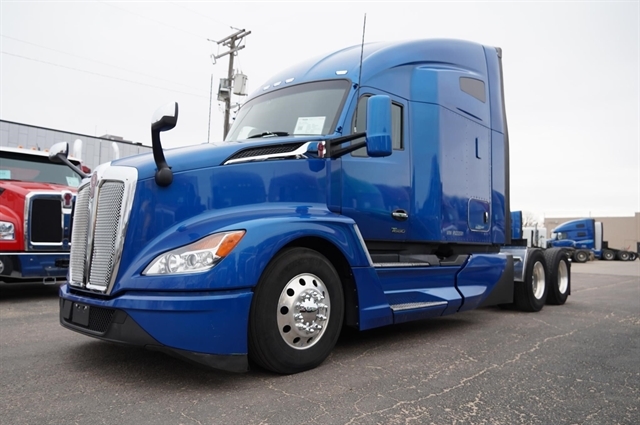 Stock# MJR2643 USED 2023 KENWORTH T680 | Sioux Falls, South Dakota