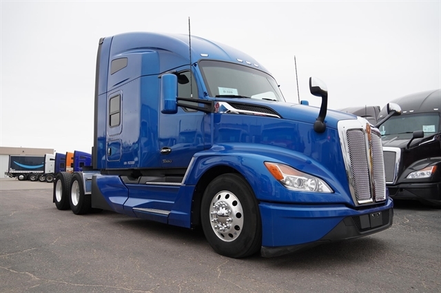 Stock# MJR2643 USED 2023 KENWORTH T680 | Sioux Falls, South Dakota