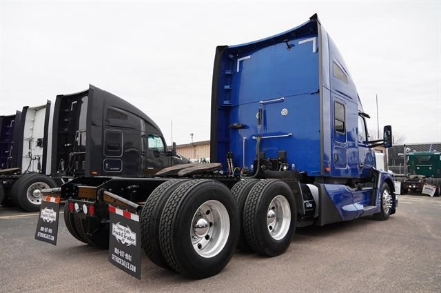 Stock# JDWC3736 USED 2022 KENWORTH T680 | Sioux Falls, South