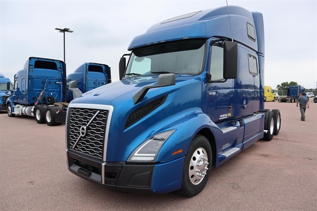 Stock# KT4431 USED 2021 VOLVO VNL64T860 | Sioux Falls, South
