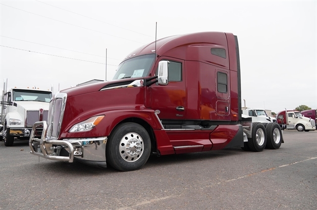 2024 KENWORTH T680