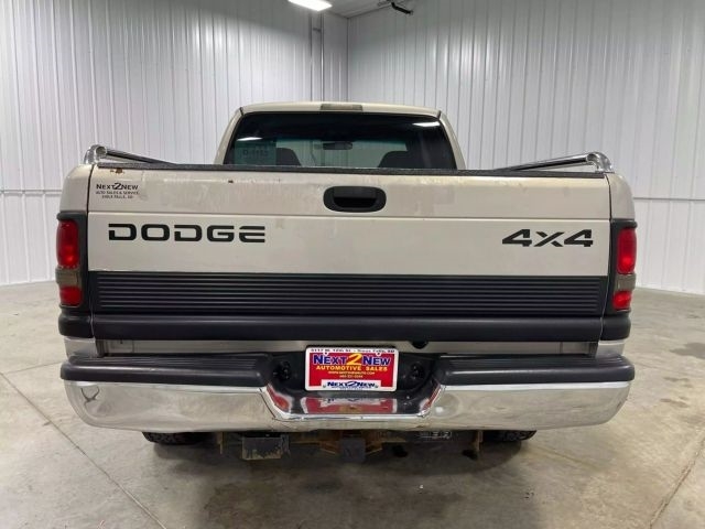 2001 Dodge Ram Pickup - Photo 6