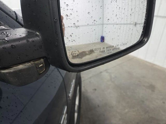 2020 RAM 1500 Classic SLT 4x4 Quad Cab 6'4's photo