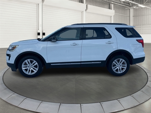 2018 Ford Explorer XLT's photo