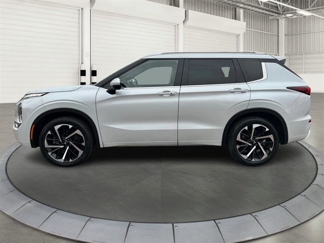 2022 Mitsubishi Outlander