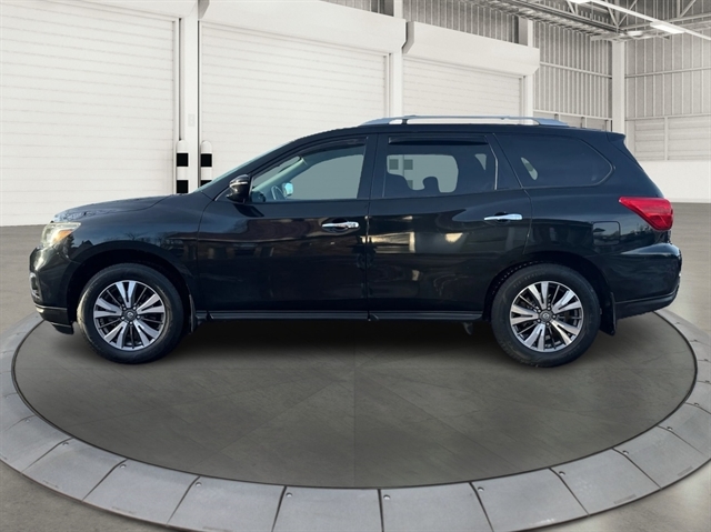 2017 Nissan Pathfinder