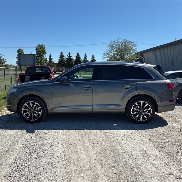 2017 Audi Q7 3.0T quattro tiptronic Premium Plus's photo