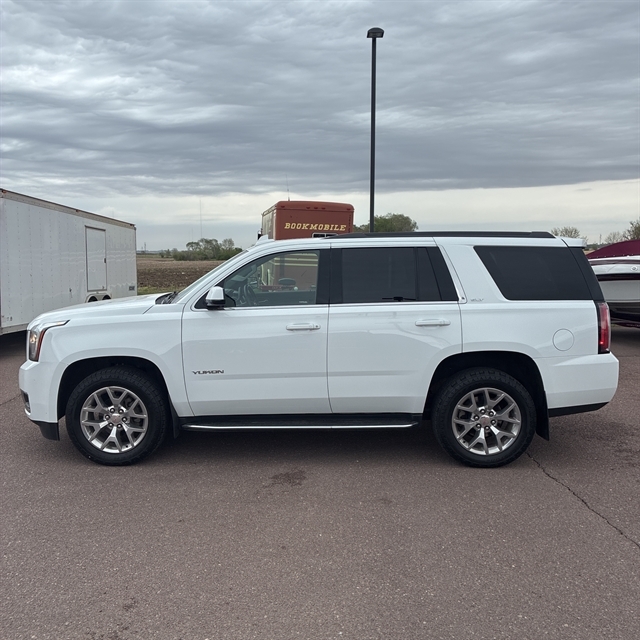 2017 GMC Yukon 4WD SLT's photo
