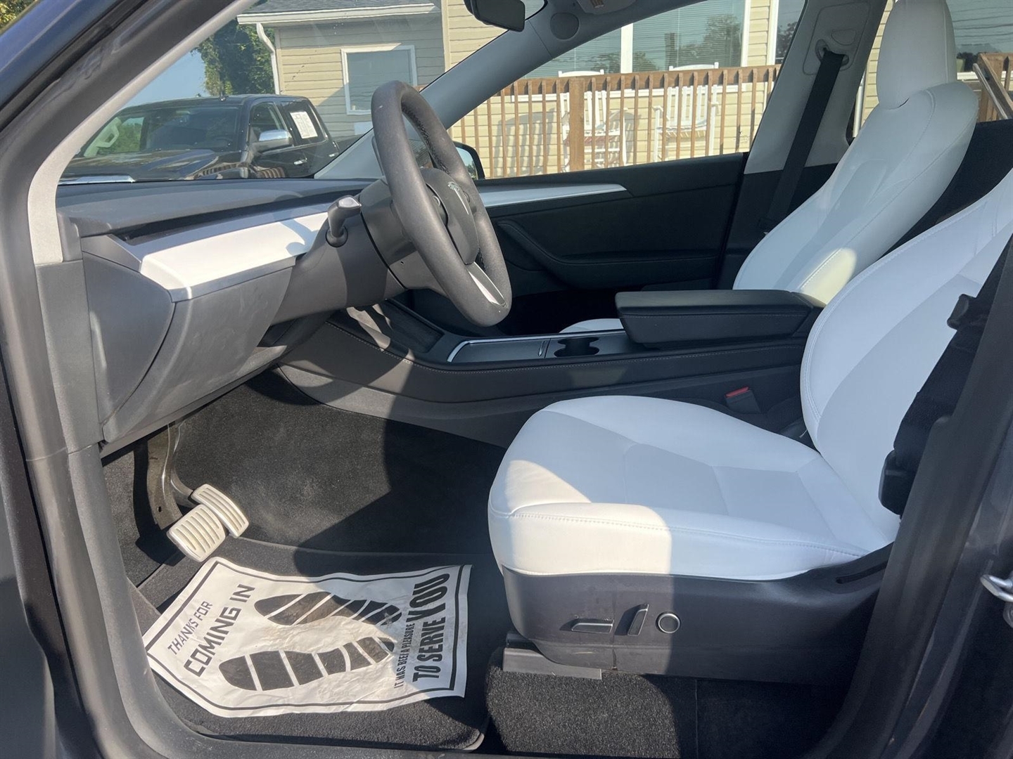 2023 Tesla Model Y Performance photo 7