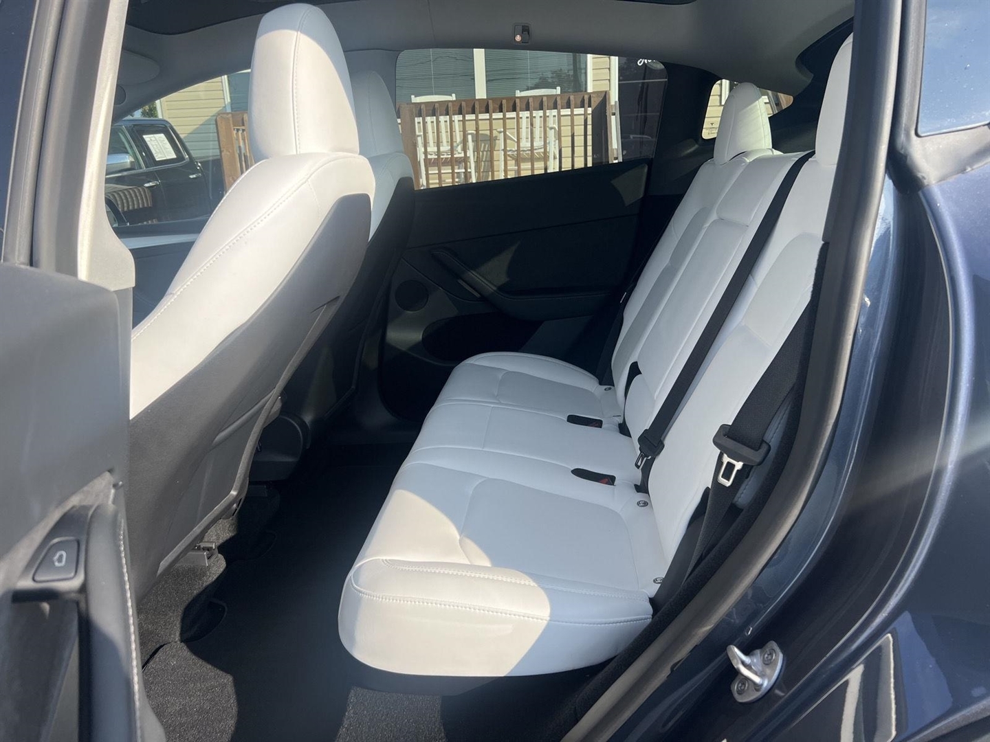 2023 Tesla Model Y Performance photo 8