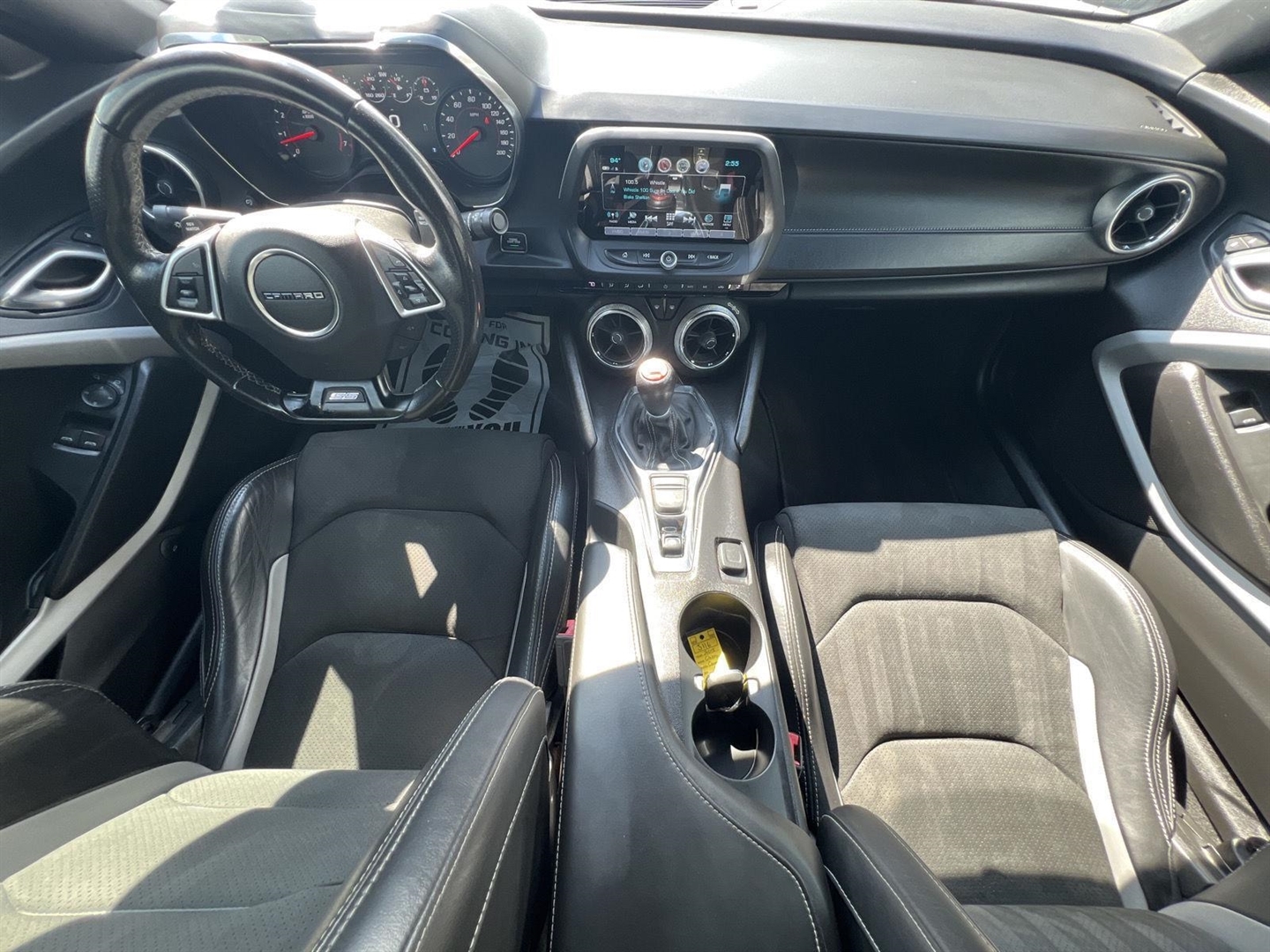 2018 Chevrolet Camaro 1SS photo 2