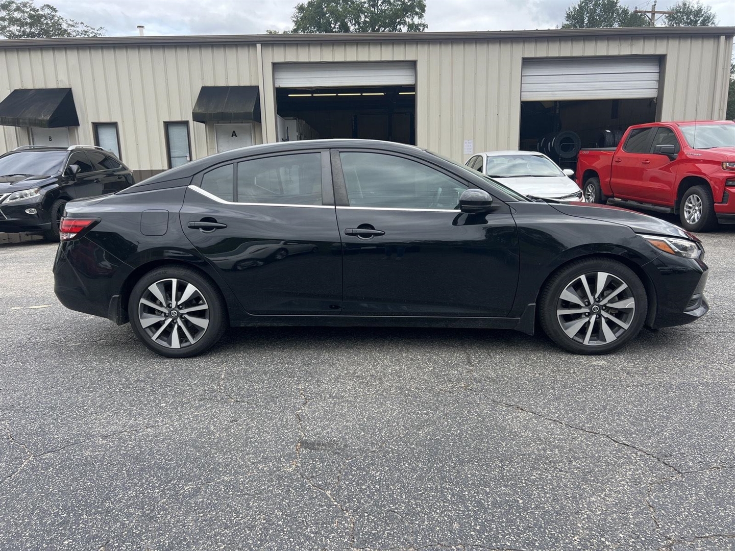 2020 Nissan Sentra SV photo 4