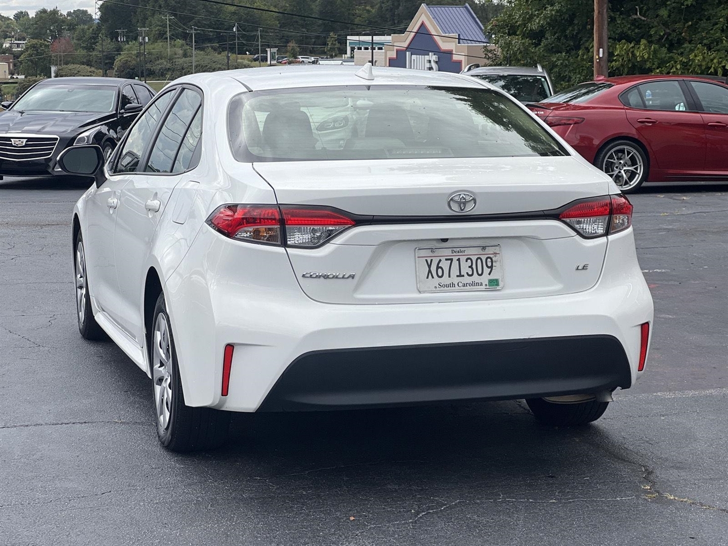 2023 Toyota Corolla LE photo 4