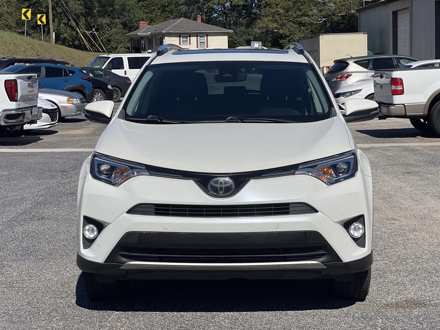 2016 Toyota RAV4 Limited photo 2