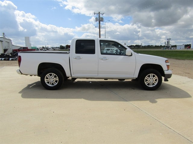 2012 Chevrolet Colorado photo 2