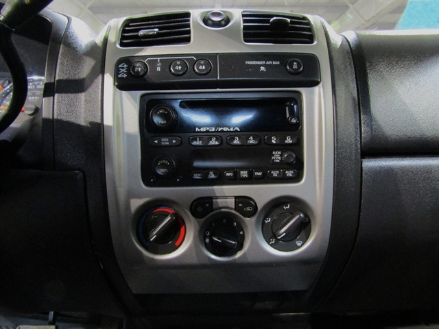 2012 Chevrolet Colorado photo 13