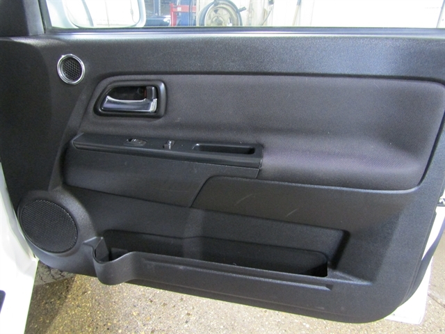 2012 Chevrolet Colorado photo 16
