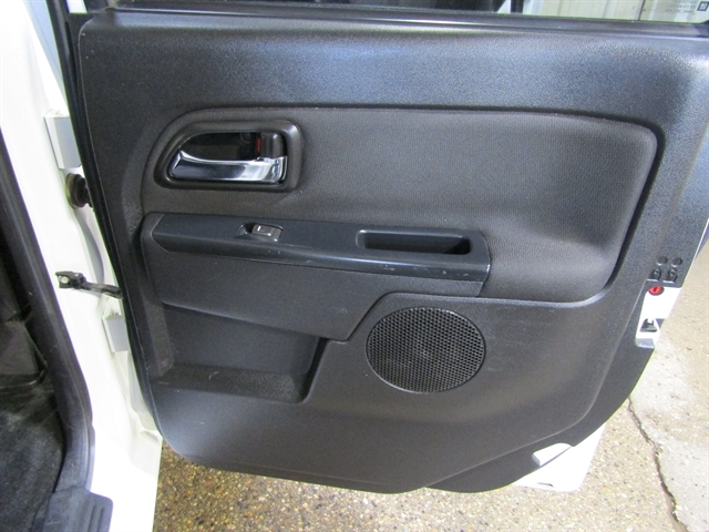 2012 Chevrolet Colorado photo 17