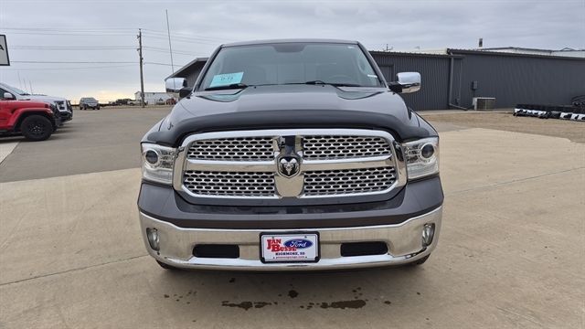 2016 RAM 1500 Laramie 4x4 Crew Cab 5'7's photo