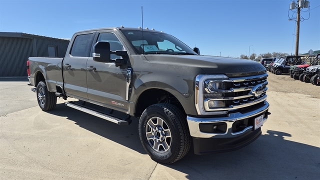 2026 Ford F-350 Lariat 4x4 Crew Cab 8' Box SRW's photo