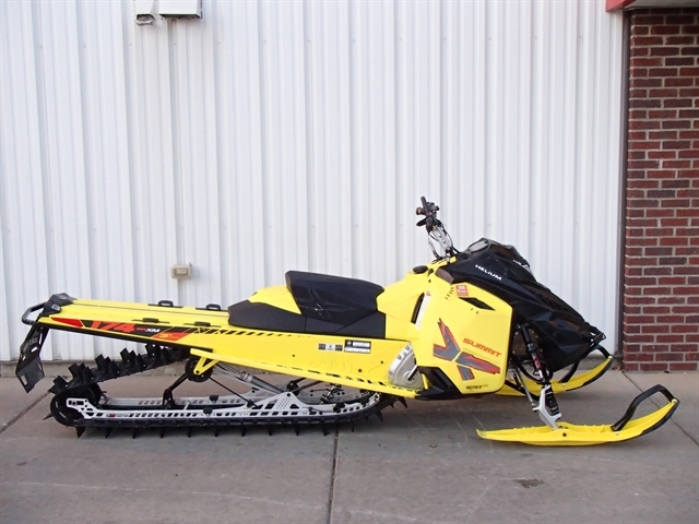 Stock# S00173 USED 2015 SKI DOO SUMMIT 800 XT3 174 Stock# S00173 USED 2015 SKI DOO SUMMIT 800 XT3 174