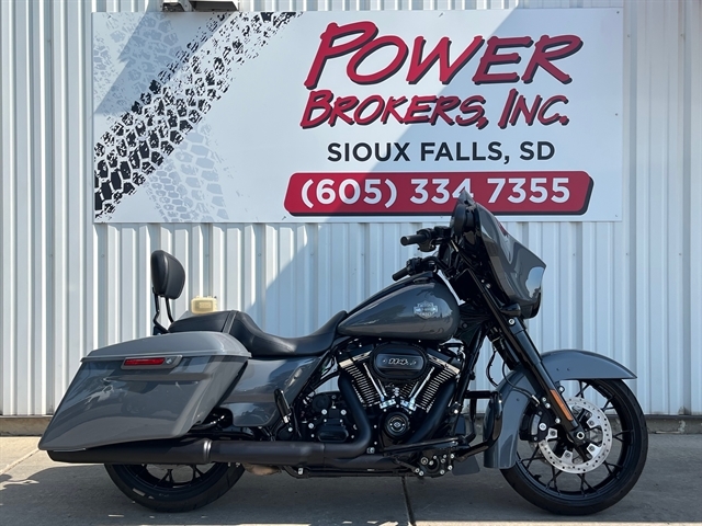 114 2024 street glide