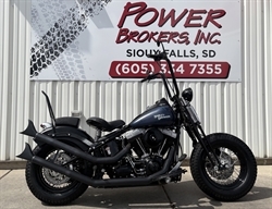 2008 HARLEY DAVIDSON FLSTSB - CROSS BONES