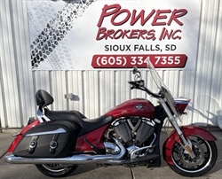 2011 VICTORY CROSS ROADS