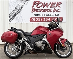 2010 HONDA VFR 1200F DCT