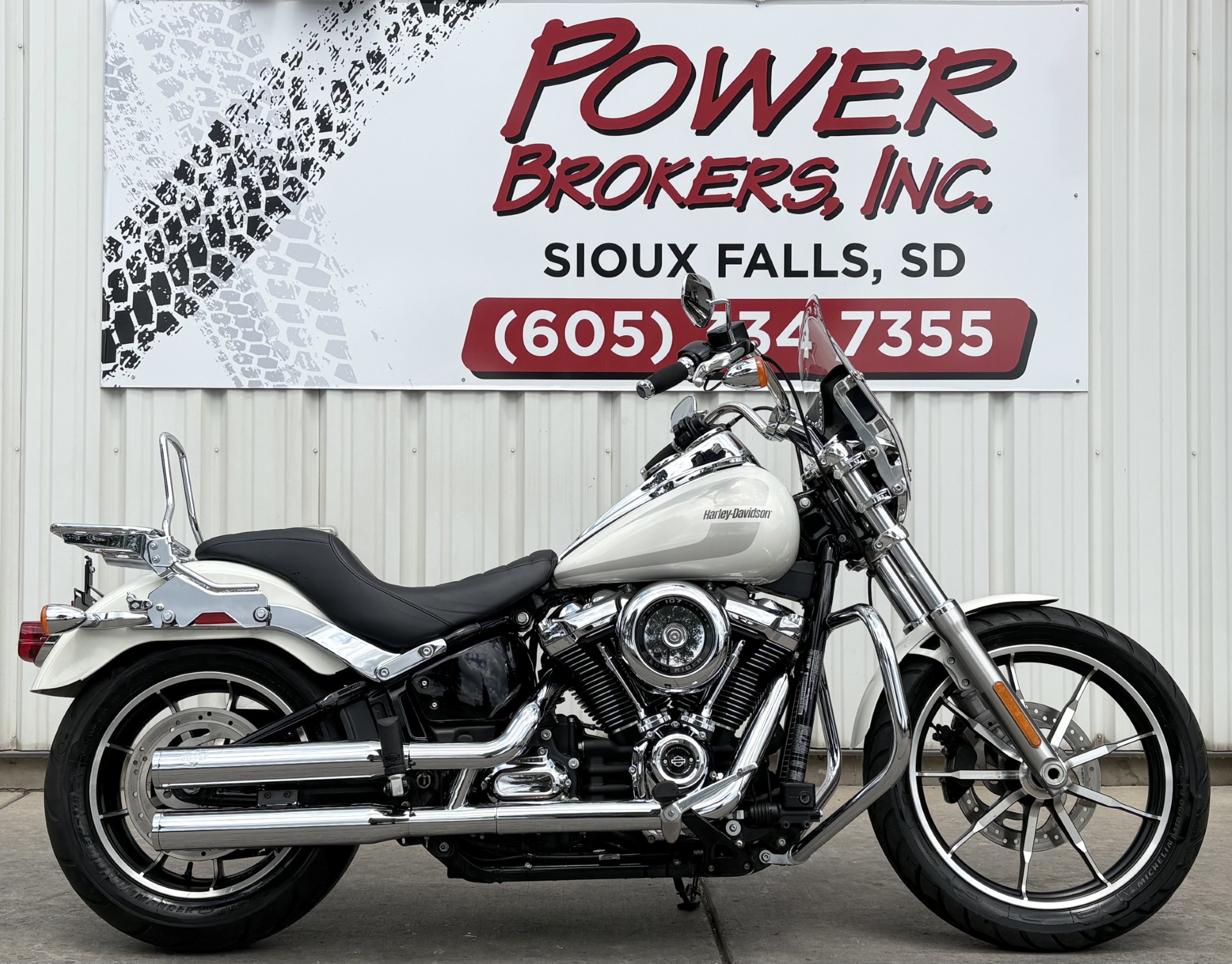 #FLHR#Harley-Davidson#1インチダウンサス Stock# H27341 USED 2018 HARLEY DAVIDSON FXLR LOW RIDER | Sioux