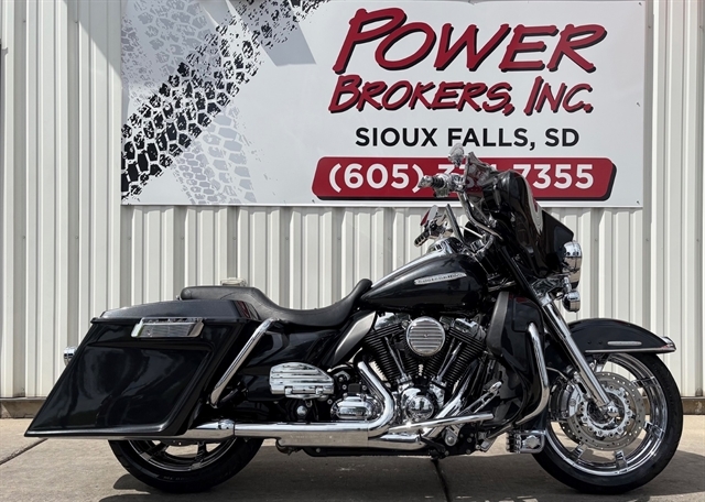 Stock# H74249 USED 2010 HARLEY DAVIDSON FLHTK ULTRA LIMITED