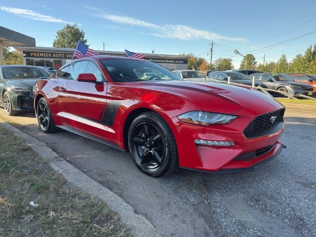 2018 Ford Mustang EcoBoost photo 3