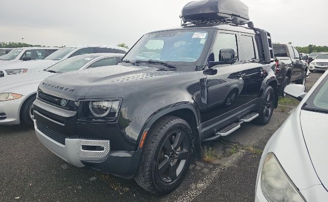2020 Land Rover Defender SE's photo
