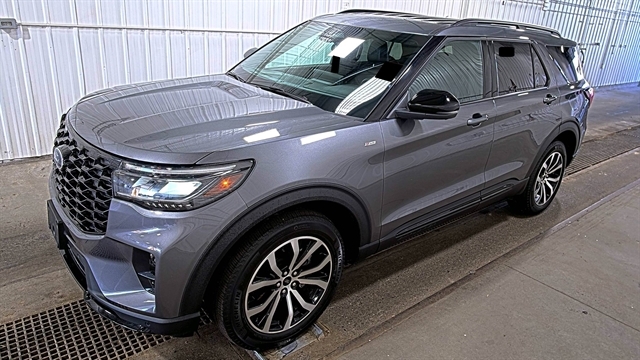 2025 Ford Explorer