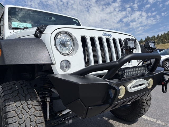 2017 Jeep Wrangler Unlimited Sahara - Photo 7