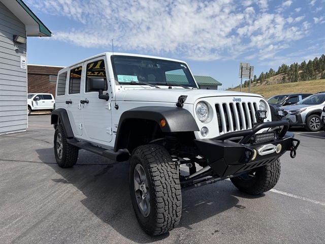 2017 Jeep Wrangler Unlimited Sahara - Photo 8