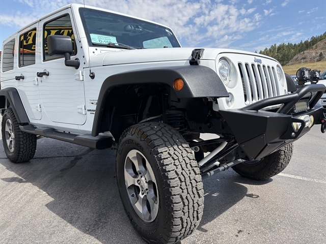 2017 Jeep Wrangler Unlimited Sahara - Photo 9