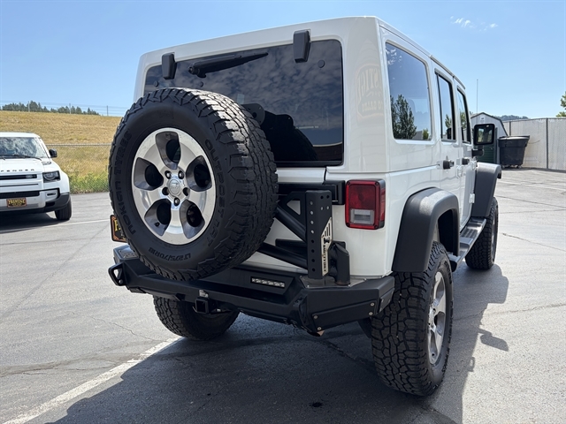 2017 Jeep Wrangler Unlimited Sahara - Photo 12