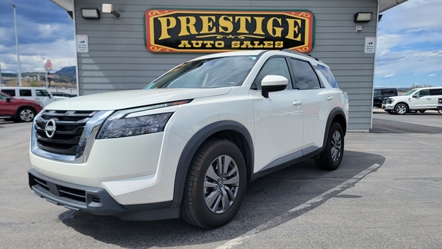 2024 Nissan Pathfinder SV 4WD's photo