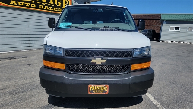 2023 Chevrolet Express 3500 LS Extended's photo