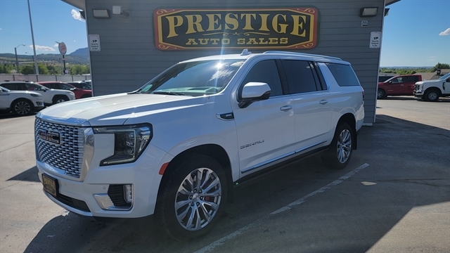 2022 GMC Yukon Denali's photo