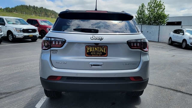 2025 Jeep Compass Limited - Photo 8