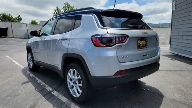 2025 Jeep Compass Limited - Photo 10