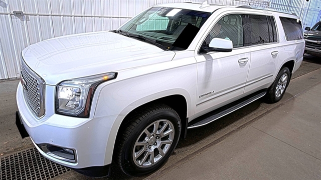 2016 GMC Yukon Denali AWD's photo